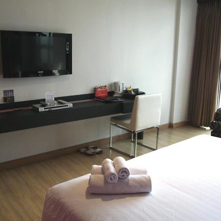 בנגקוק Grand Inn Hotel מראה חיצוני תמונה