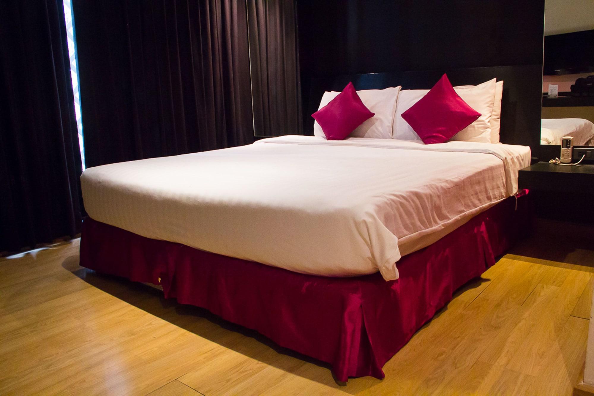 בנגקוק Grand Inn Hotel מראה חיצוני תמונה