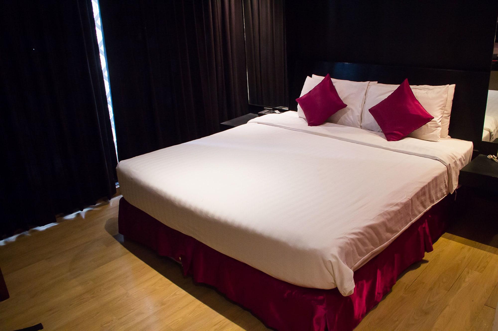בנגקוק Grand Inn Hotel מראה חיצוני תמונה
