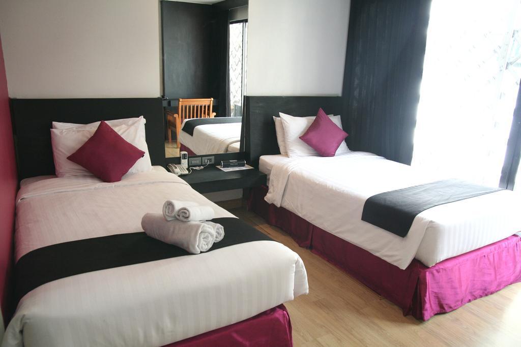 בנגקוק Grand Inn Hotel מראה חיצוני תמונה