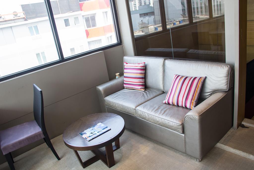 בנגקוק Grand Inn Hotel מראה חיצוני תמונה