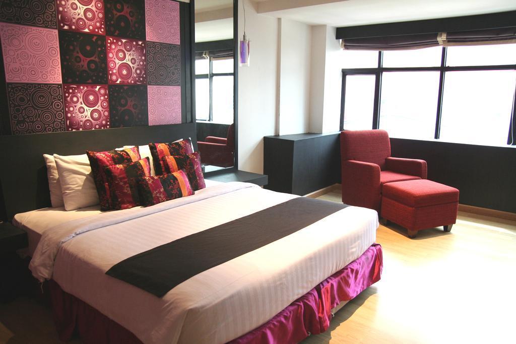 בנגקוק Grand Inn Hotel מראה חיצוני תמונה