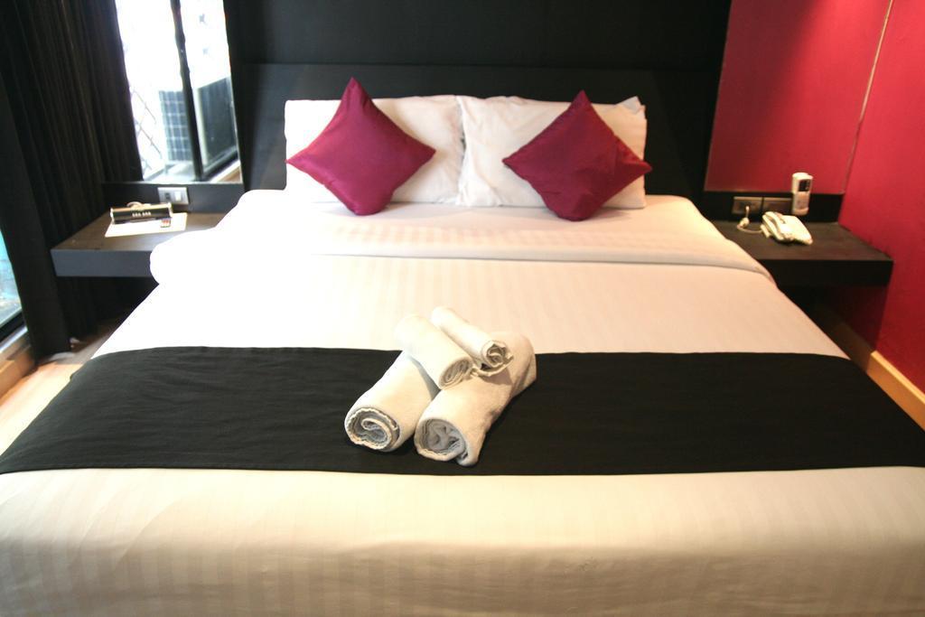 בנגקוק Grand Inn Hotel מראה חיצוני תמונה